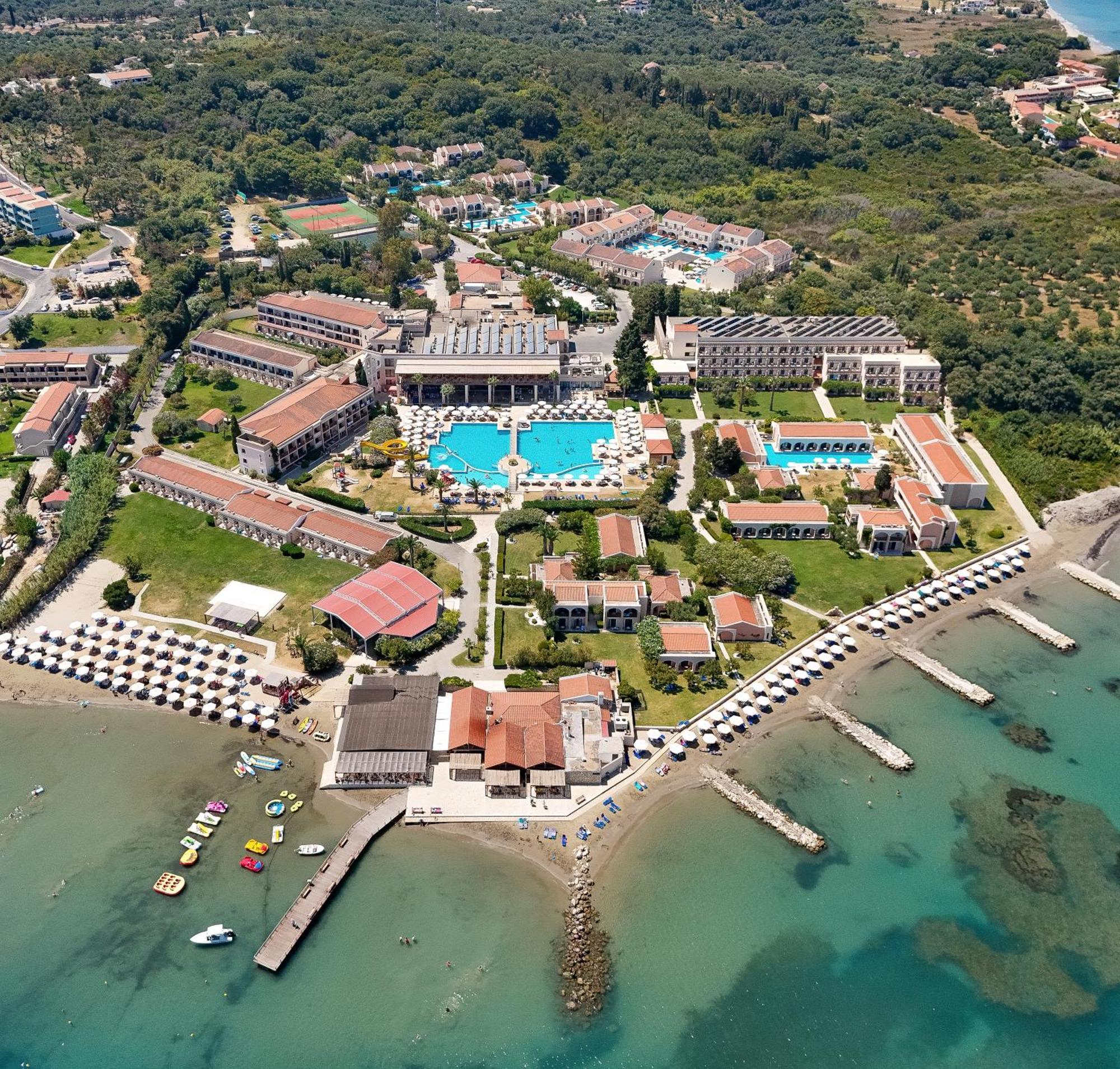Roda Beach Resort & Spa Ngoại thất bức ảnh