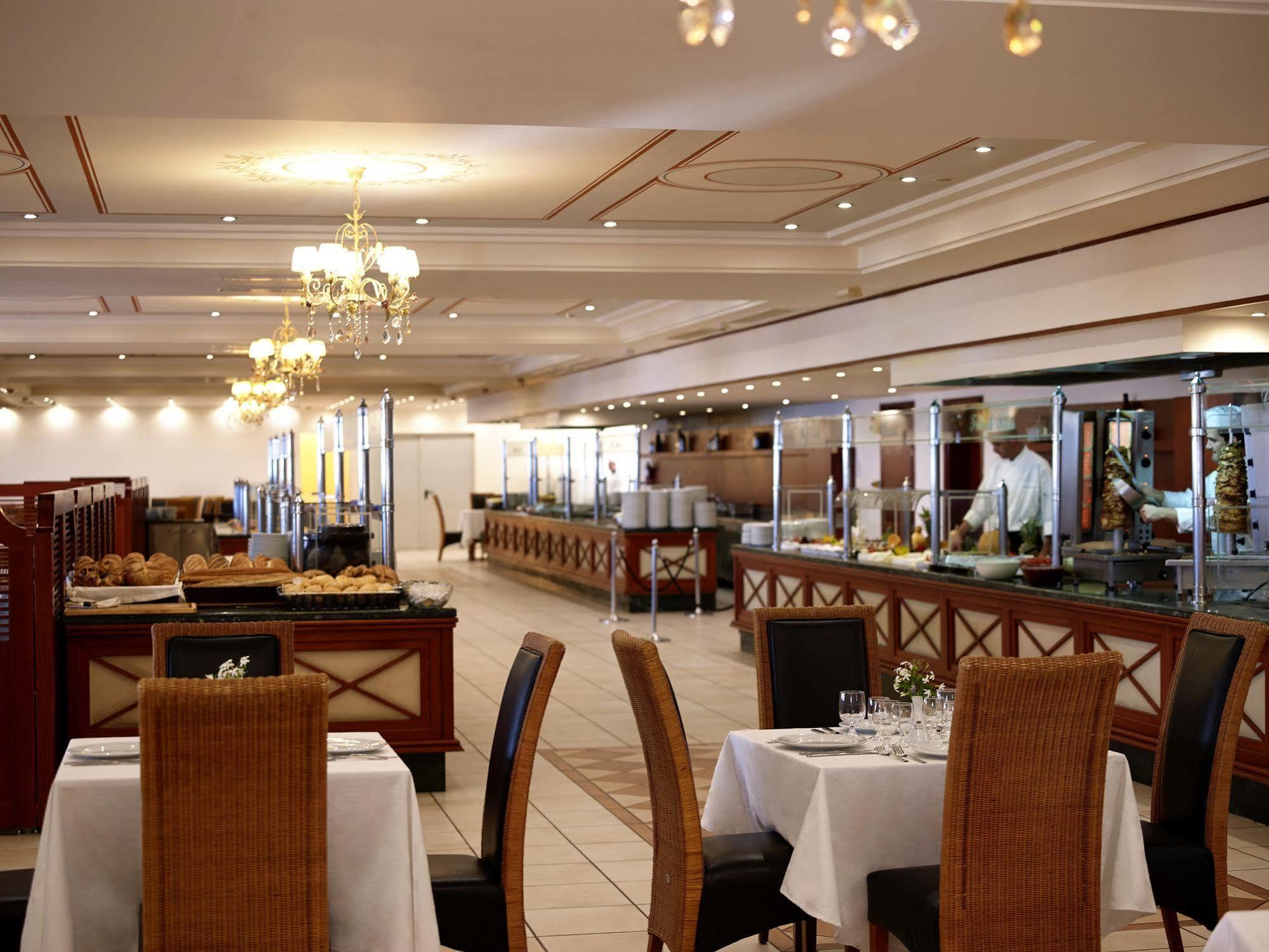 Roda Beach Resort & Spa Ngoại thất bức ảnh